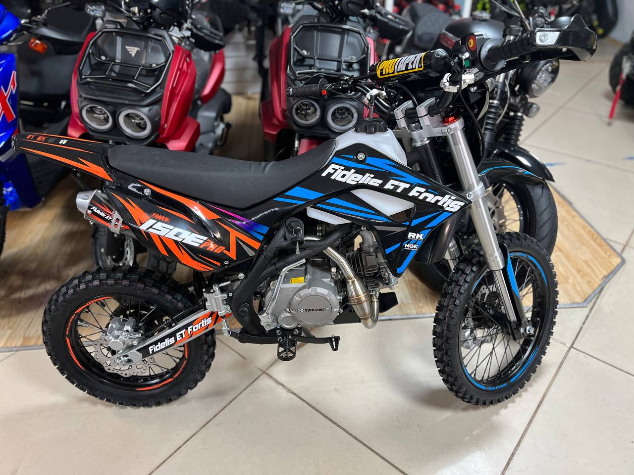 Мотоцикл (питбайк) PROMAX FIDET (ФАЙДЕТ) 190E PRO 17/14 в Ессентуках