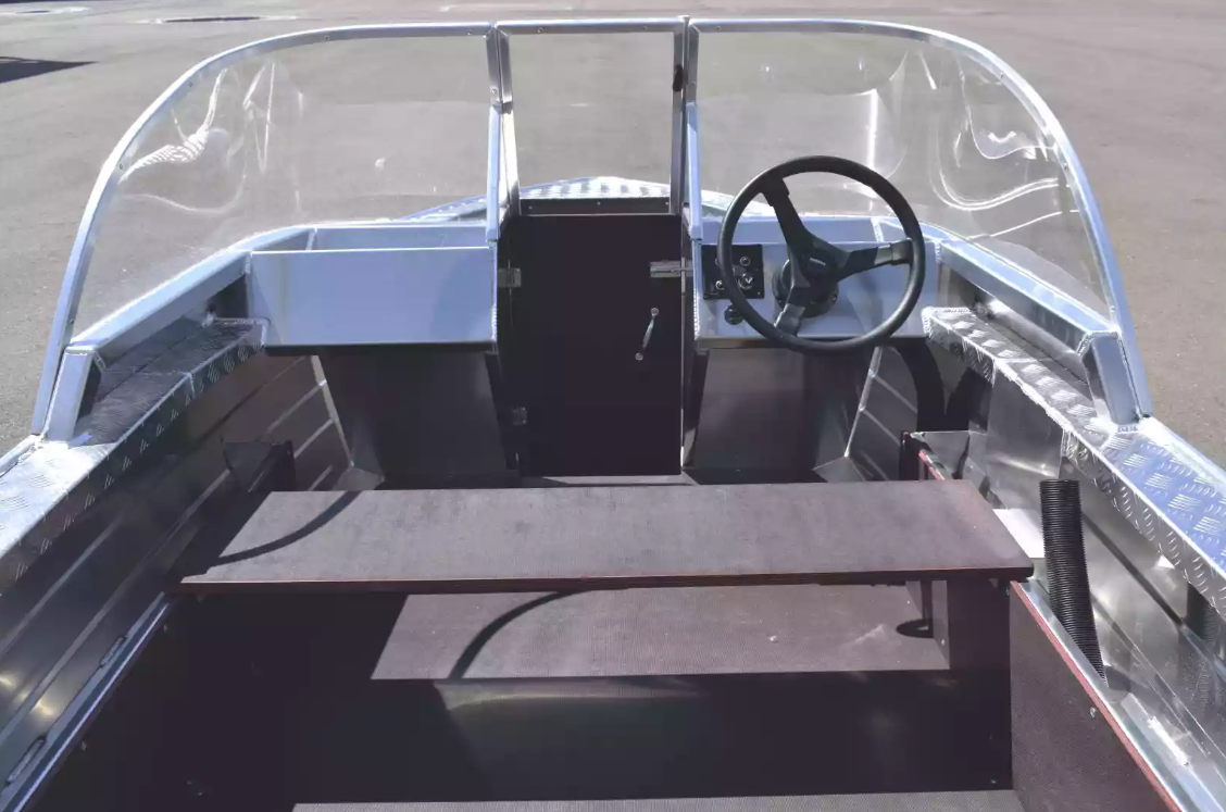 Алюминиевая лодка Wyatboat-390 DCM в Ессентуках