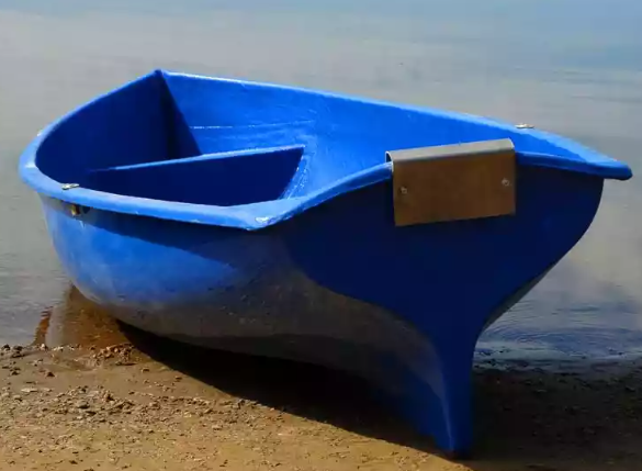 Стеклопластиковая лодка Омуль в Ессентуках