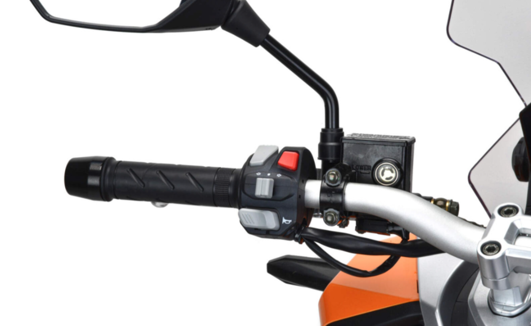 Скутер MOTOLAND (МОТОЛЕНД) T-MAX 150 в Ессентуках