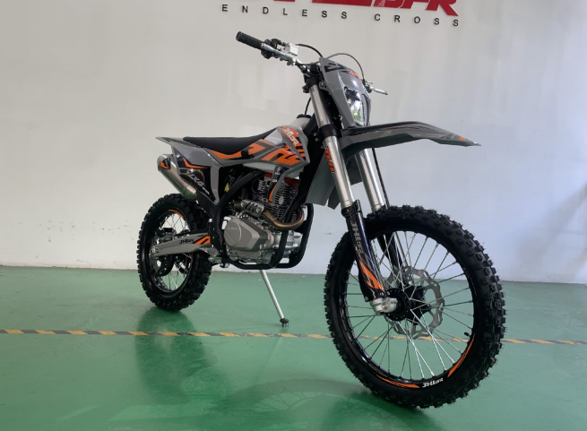 Мотоцикл JHLMOTO JHL LX4 CB300RL (175FMN) в Ессентуках