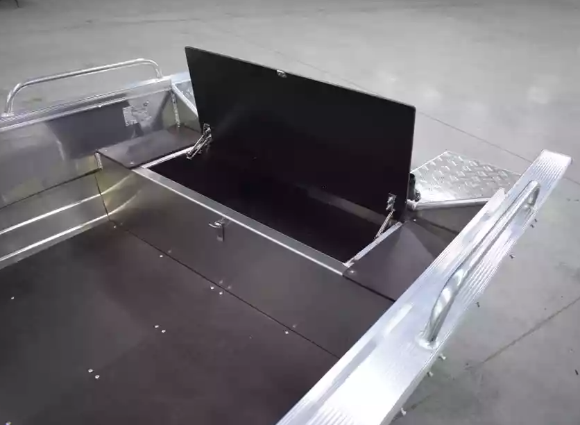 Алюминиевая лодка  Wyatboat-430 Р в Ессентуках