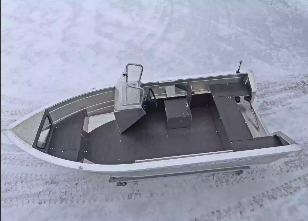 Алюминиевая лодка Неман-400 С в Ессентуках