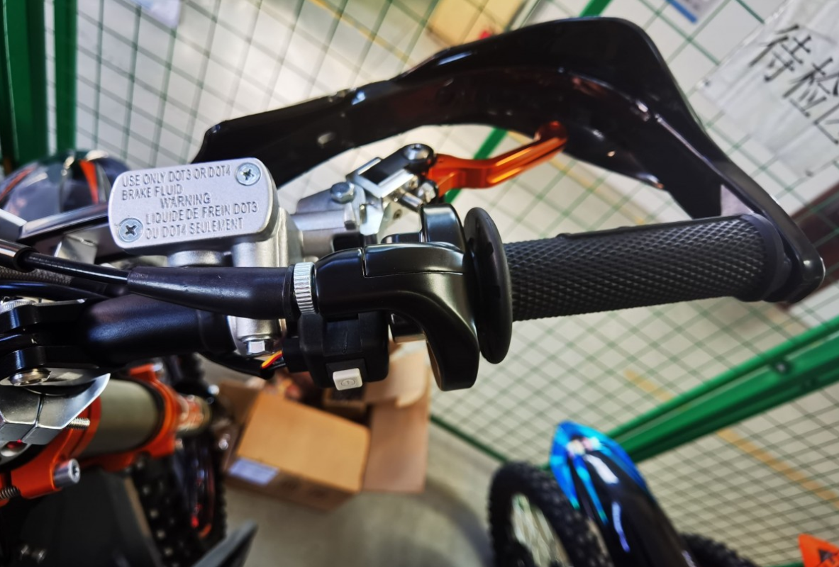 Мотоцикл JHLMOTO JHL Z4 PR250 (172FMM-5) в Ессентуках