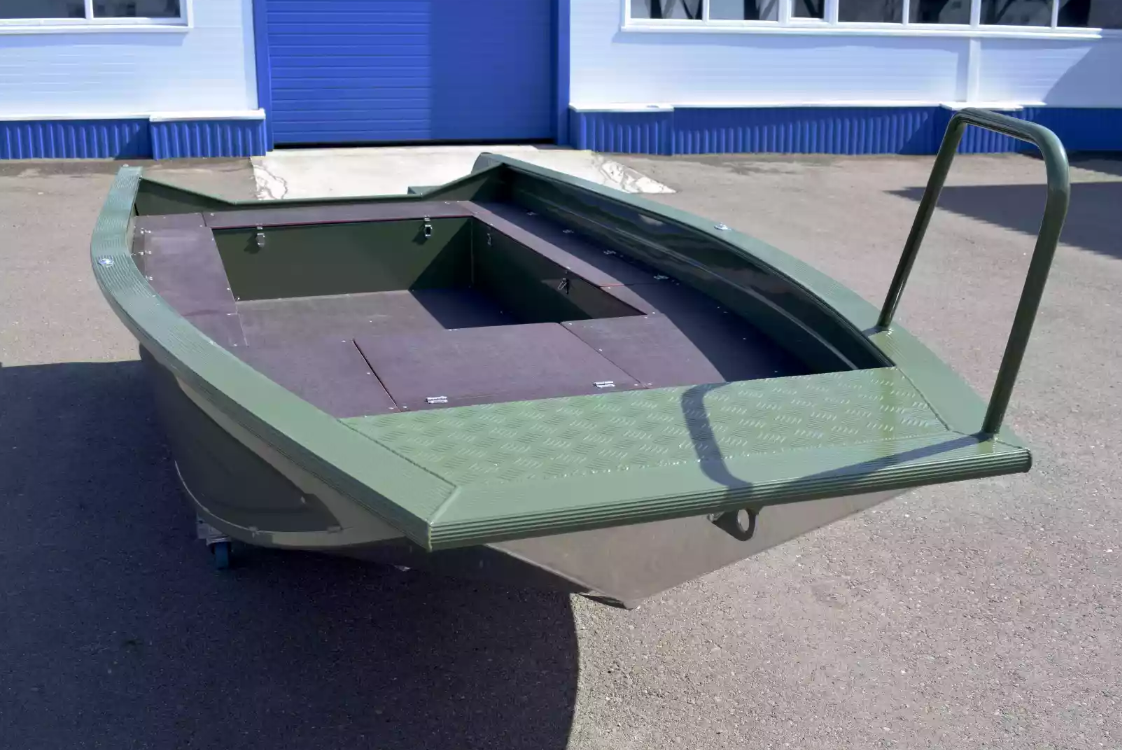 Алюминиевая лодка  Wyatboat-430 Master Fish в Ессентуках