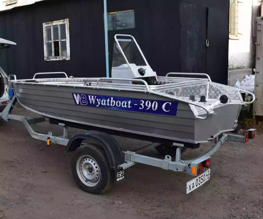 Алюминиевая лодка Wyatboat-390 C в Ессентуках