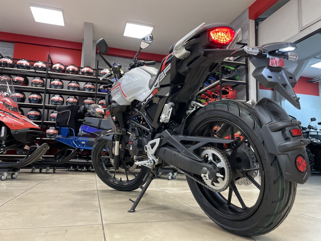 Мопед PROMAX CB150R (49) в Ессентуках