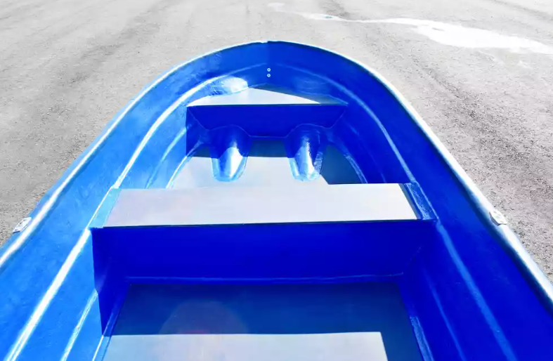 Стеклопластиковая лодка Neman-340 (тримаран) в Ессентуках