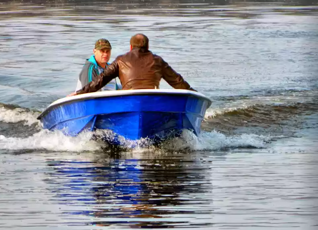 Стеклопластиковая лодка Wyatboat 430 тримаран в Ессентуках