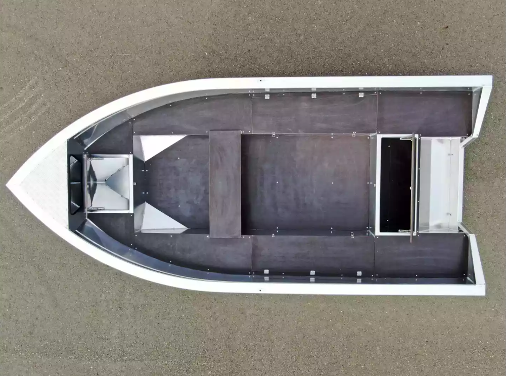 Алюминиевая лодка  Неман-420 в Ессентуках