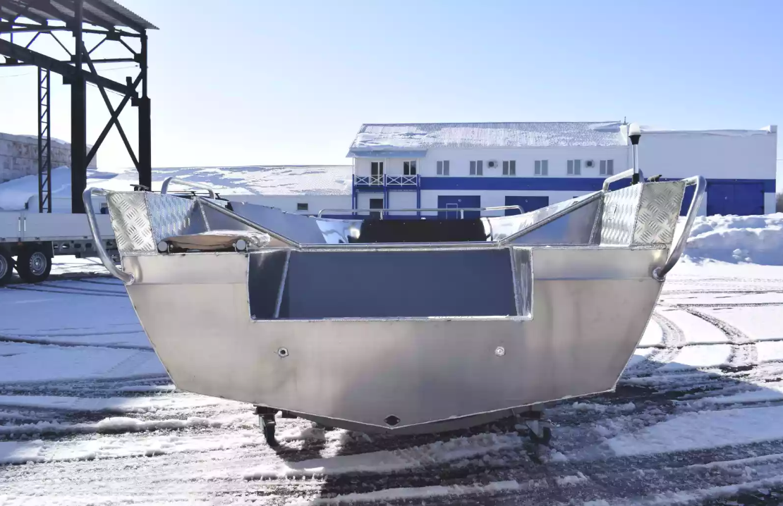 Алюминиевая лодка Неман-500 P в Ессентуках