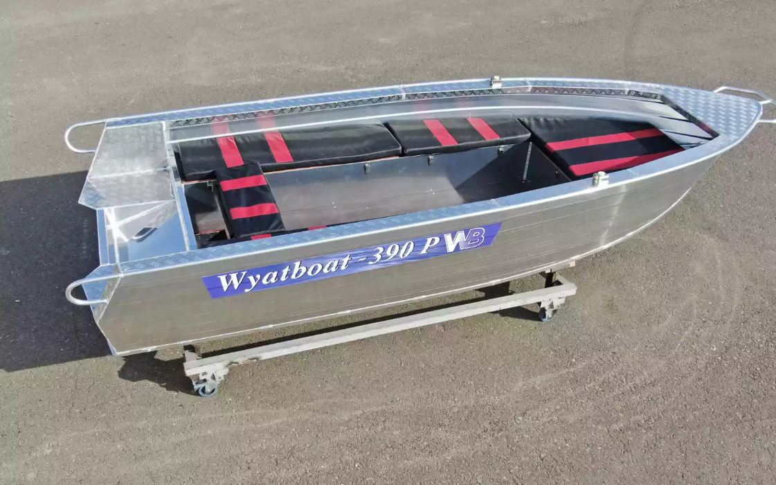 Алюминиевая лодка Wyatboat-390РМ увеличенный борт в Ессентуках