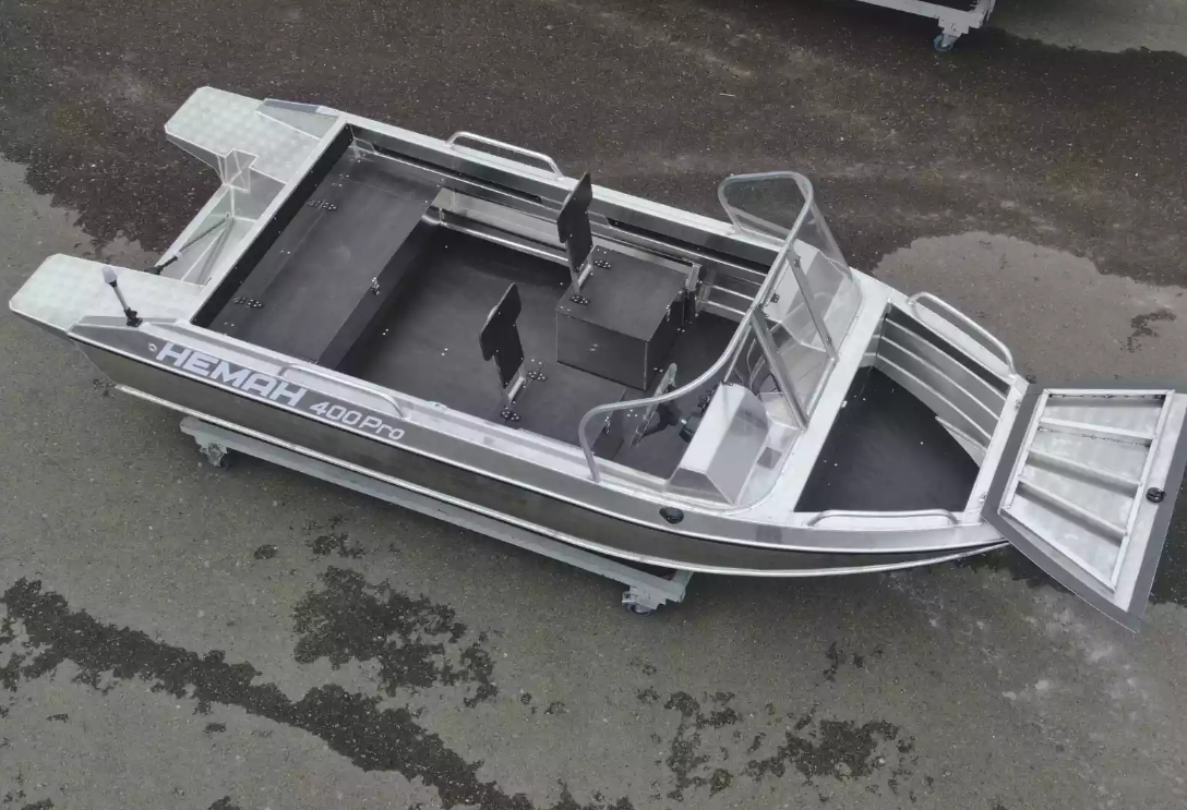 Алюминиевая лодка  Neman-400 PRO в Ессентуках