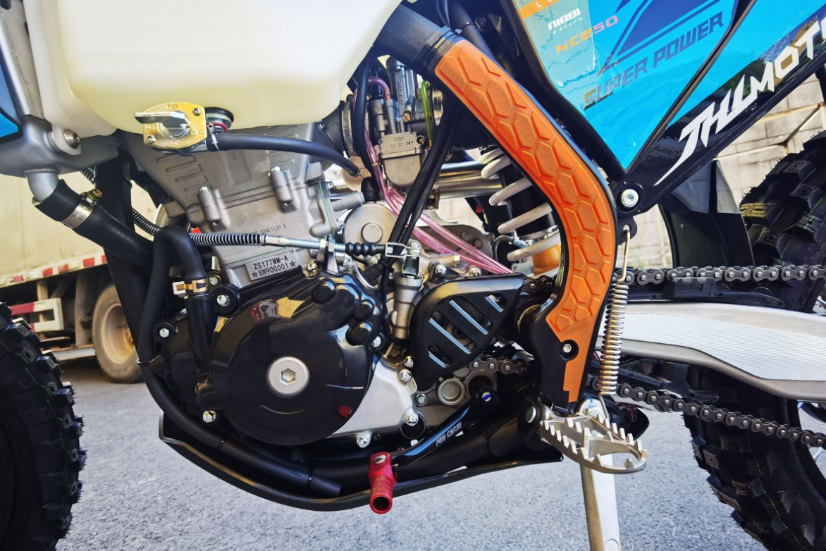 Мотоцикл JHLMOTO JHL Z7 NC250S (177MM-A) в Ессентуках