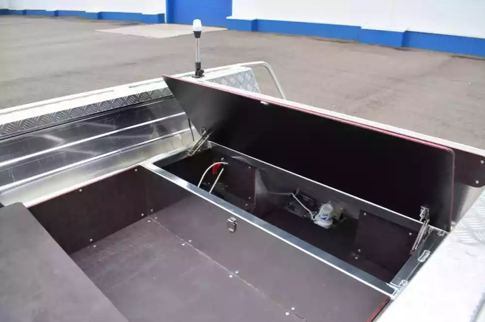 Алюминиевая лодка Wyatboat-390 DCM Увеличенный борт в Ессентуках