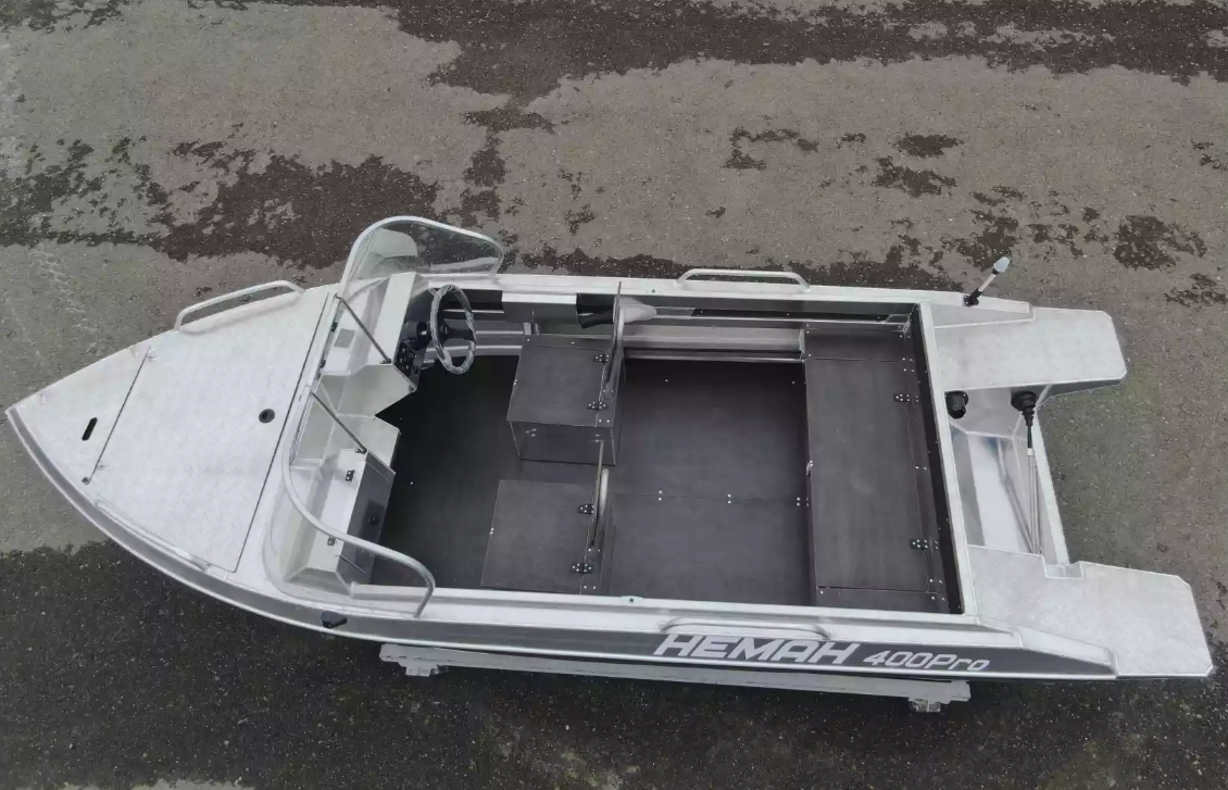 Алюминиевая лодка  Neman-400 PRO в Ессентуках