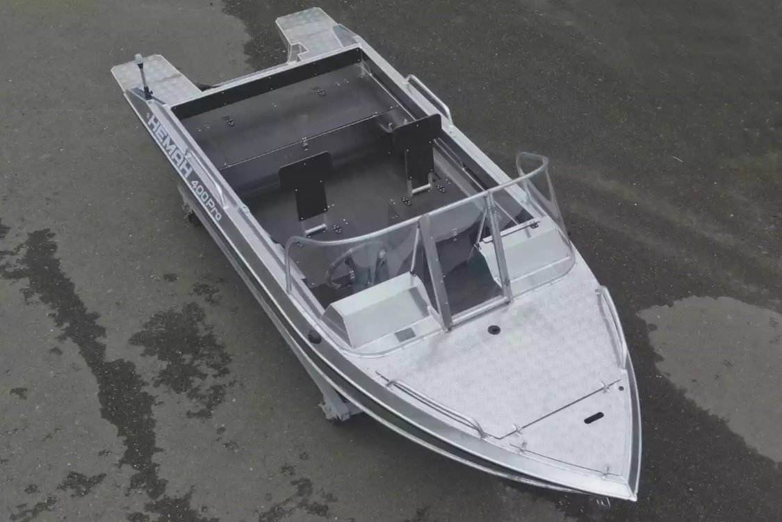 Алюминиевая лодка  Neman-400 PRO в Ессентуках