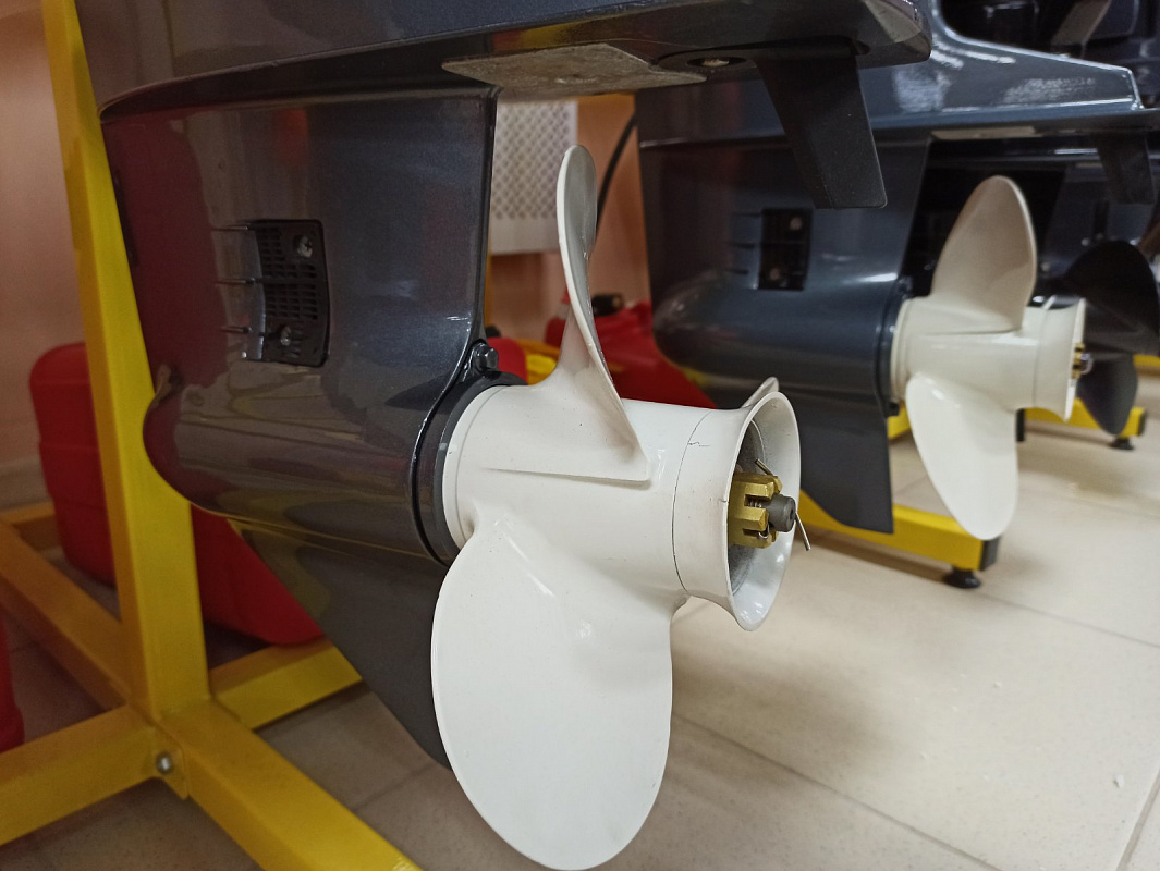 Лодочный мотор BREEZE T30S (2х тактный) в Ессентуках