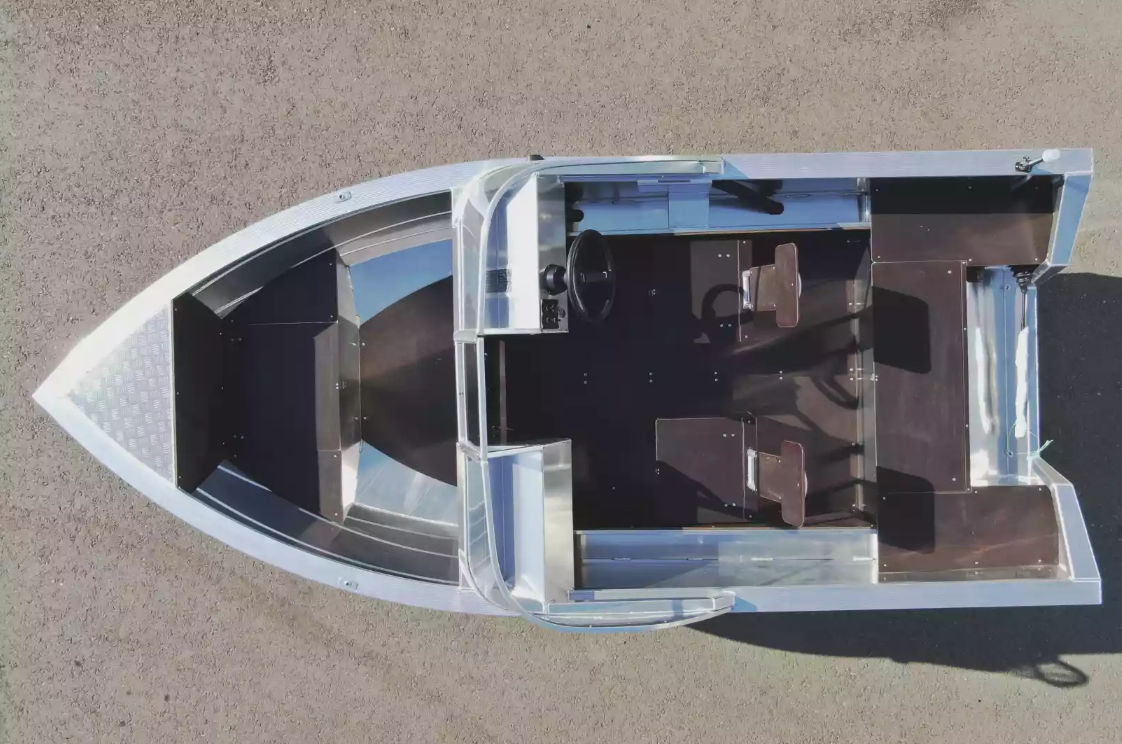 Алюминиевая лодка  Неман-400 DCM в Ессентуках