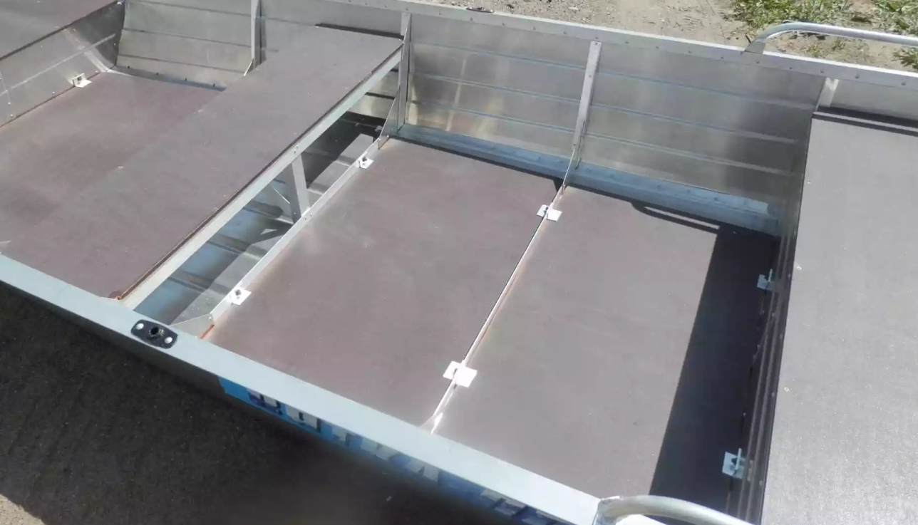 Алюминиевая лодка Вятка-Профи 32 в Ессентуках