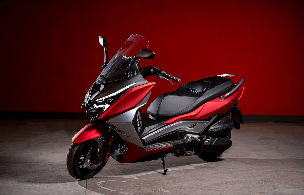 МАКСИСКУТЕР ARIIC 318 в Ессентуках