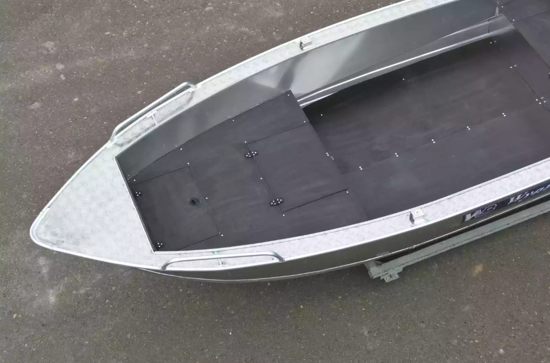 Алюминиевая лодка  Wyatboat-430М FISH в Ессентуках