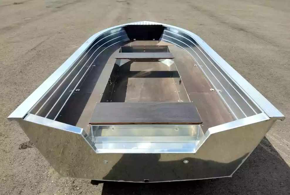 Алюминиевая лодка Неман-400 в Ессентуках