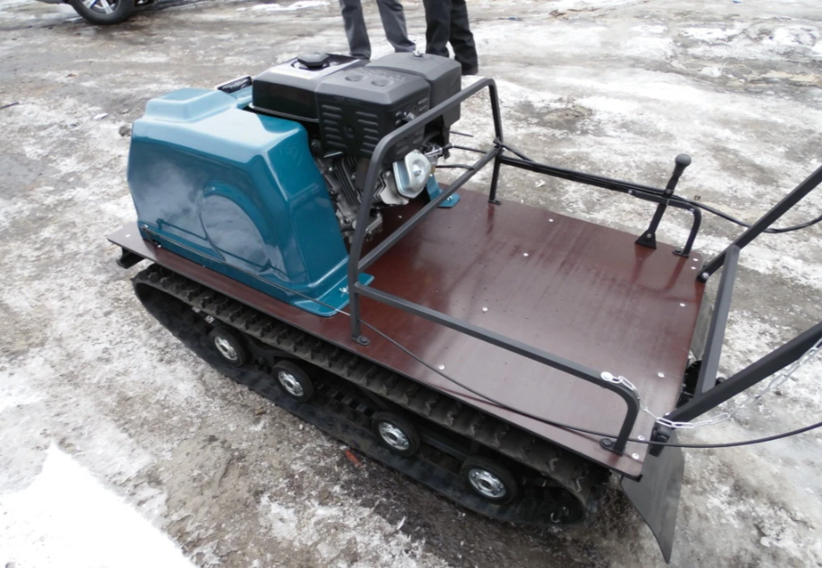 Мотобуксировщик AhtaR LR13 с реверс-вариатором Буран (задний ход) в Ессентуках