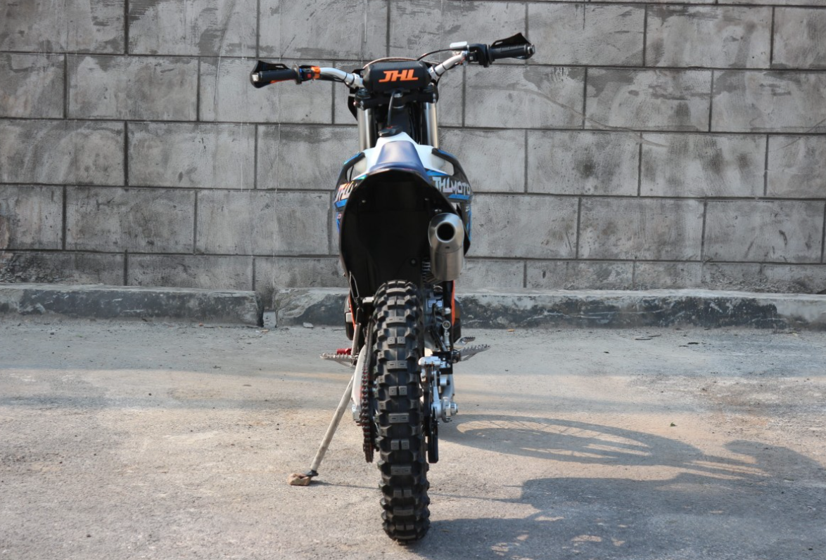Мотоцикл JHLMOTO JHL Z3 CB250 (172FMM-3A) в Ессентуках
