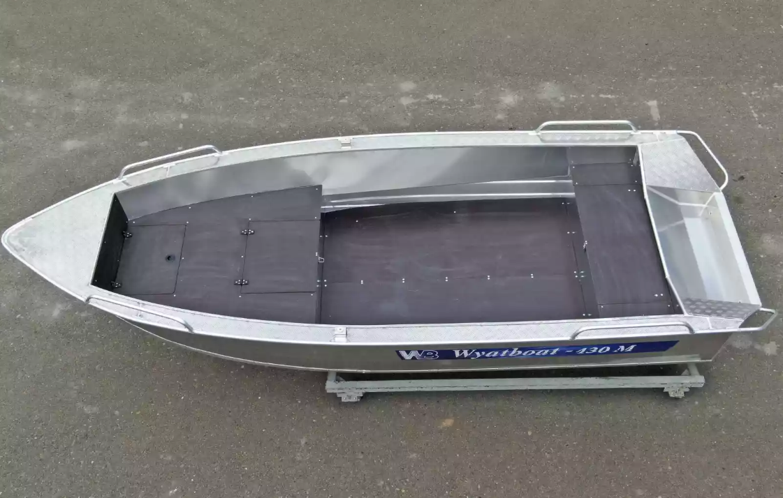 Алюминиевая лодка  Wyatboat-430М FISH в Ессентуках