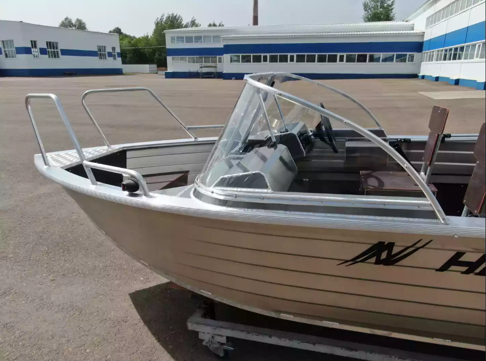 Алюминиевая лодка  Неман-400 DCM NEW в Ессентуках