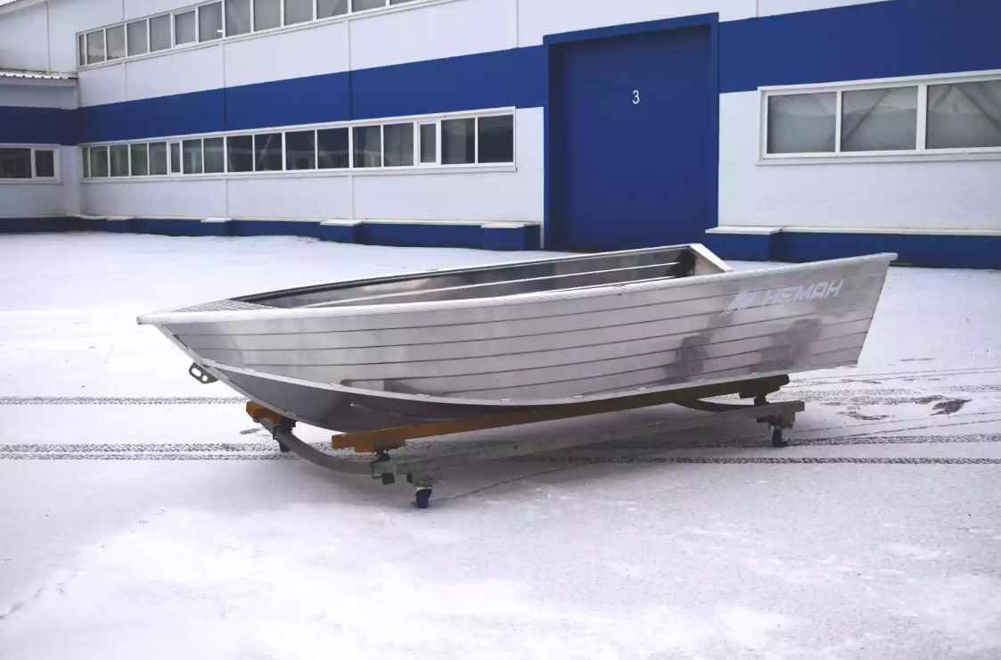 Алюминиевая лодка Неман-400 в Ессентуках