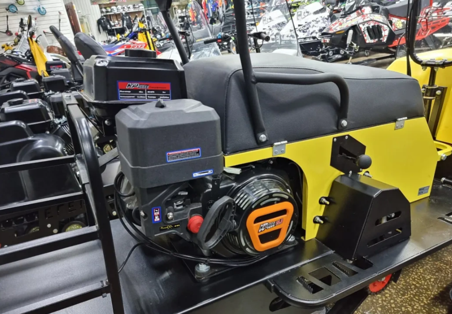 Миниснегоход Бурлак-М Егерь Стандарт SPORT MAX 20 л.с. с эл.зап. в Ессентуках