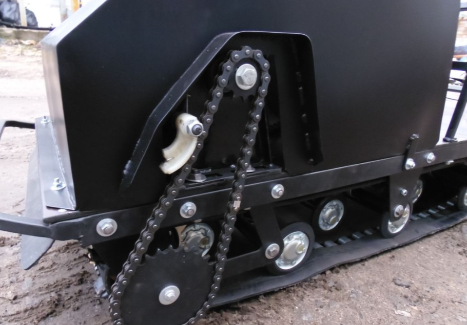 Мотобуксировщик AhtaR Зима 15 л/с с вариатором в Ессентуках