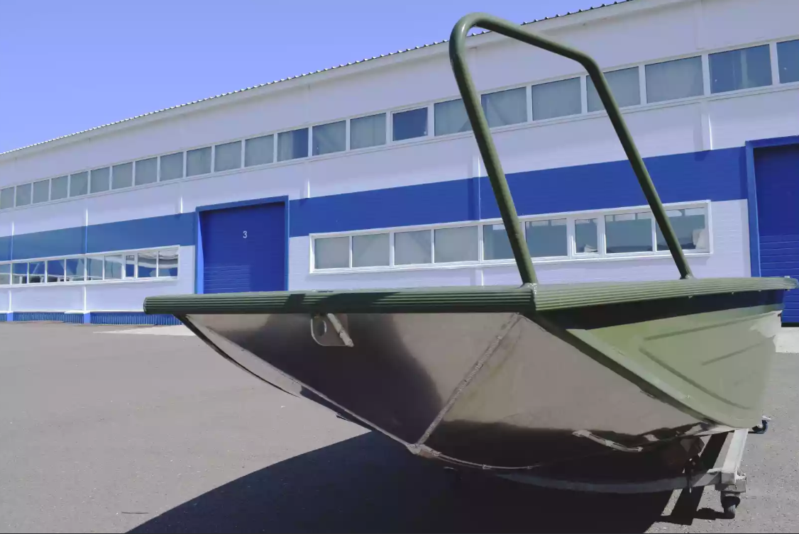 Алюминиевая лодка  Wyatboat-430 Master Fish в Ессентуках