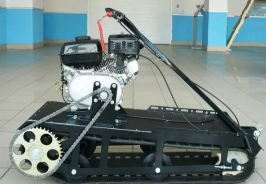 Мотобуксировщик XTREME-MOTORS "Конек-Горбунок" 6.5 л.с. в Ессентуках Мотобуксировщик XTREME-MOTORS "Конек-Горбунок" 6.5 л.с. в Ессентуках