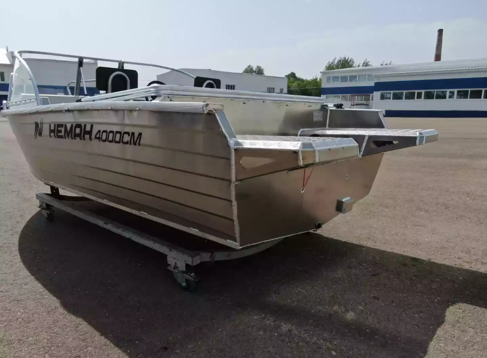 Алюминиевая лодка  Неман-400 DCM NEW в Ессентуках