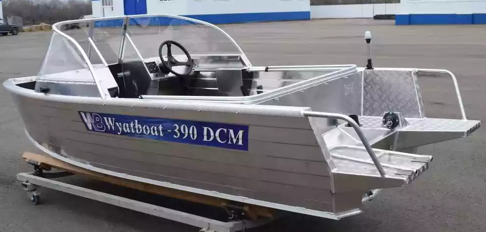 Алюминиевая лодка Wyatboat-390 DCM Увеличенный борт в Ессентуках