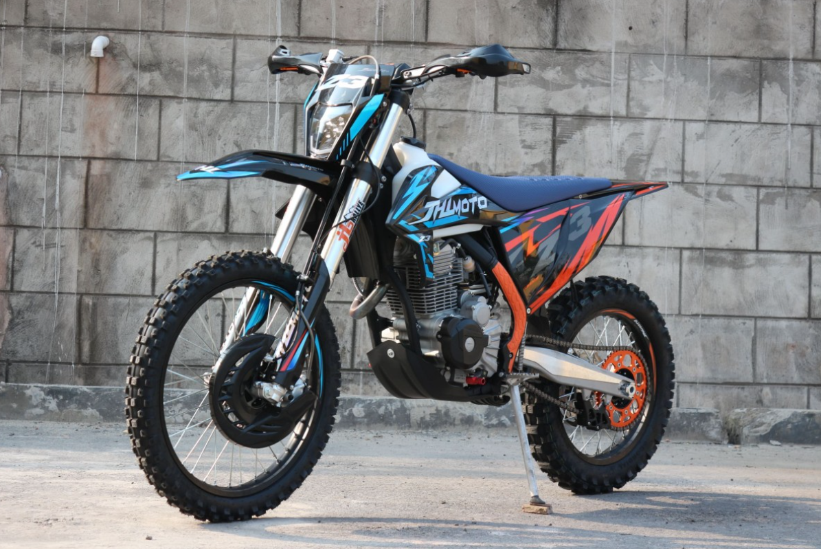 Мотоцикл JHLMOTO JHL Z3 CB250 (172FMM-3A) в Ессентуках