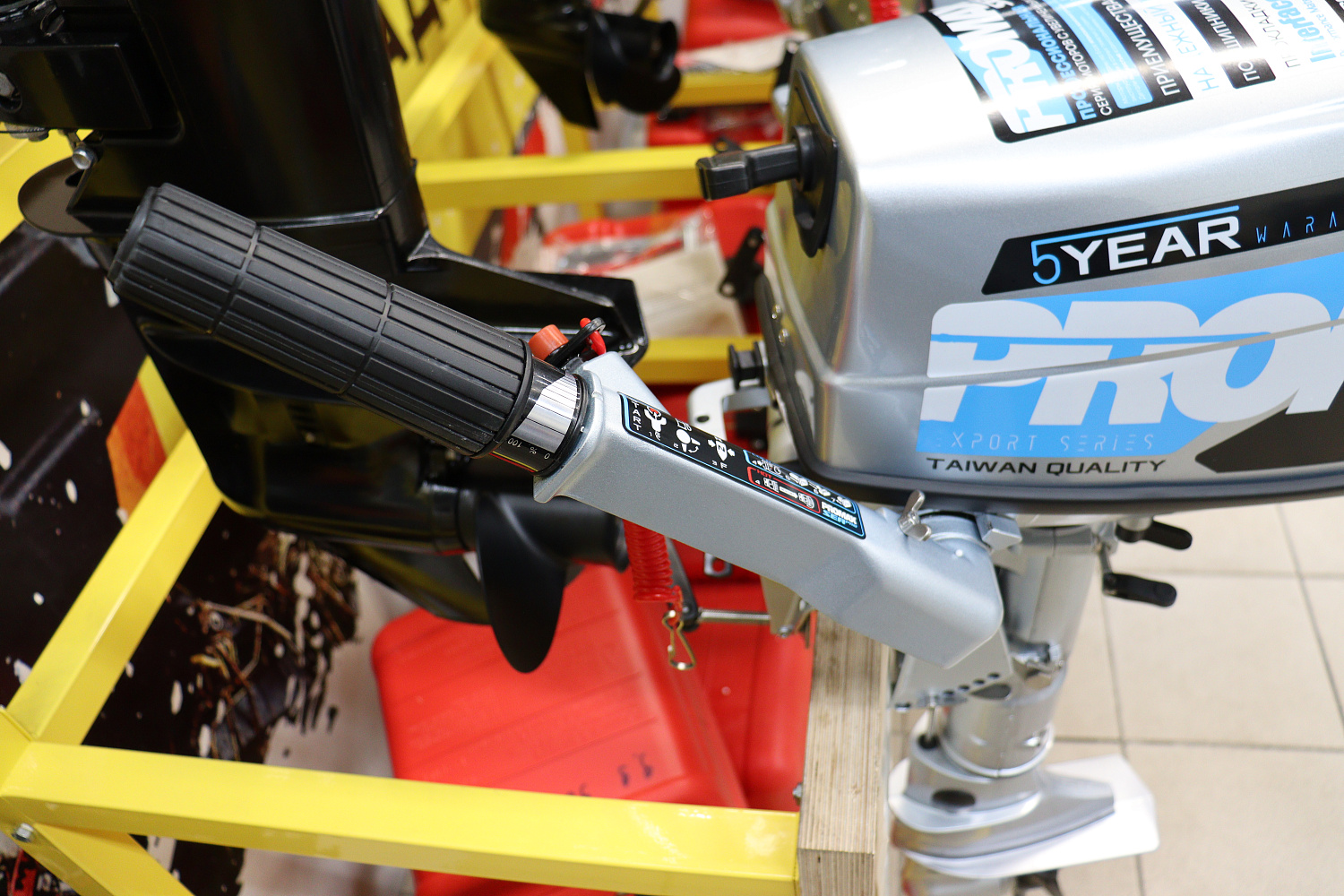 Лодочный мотор PROMAX SP5FHS (внешний бак 12 л) в Ессентуках