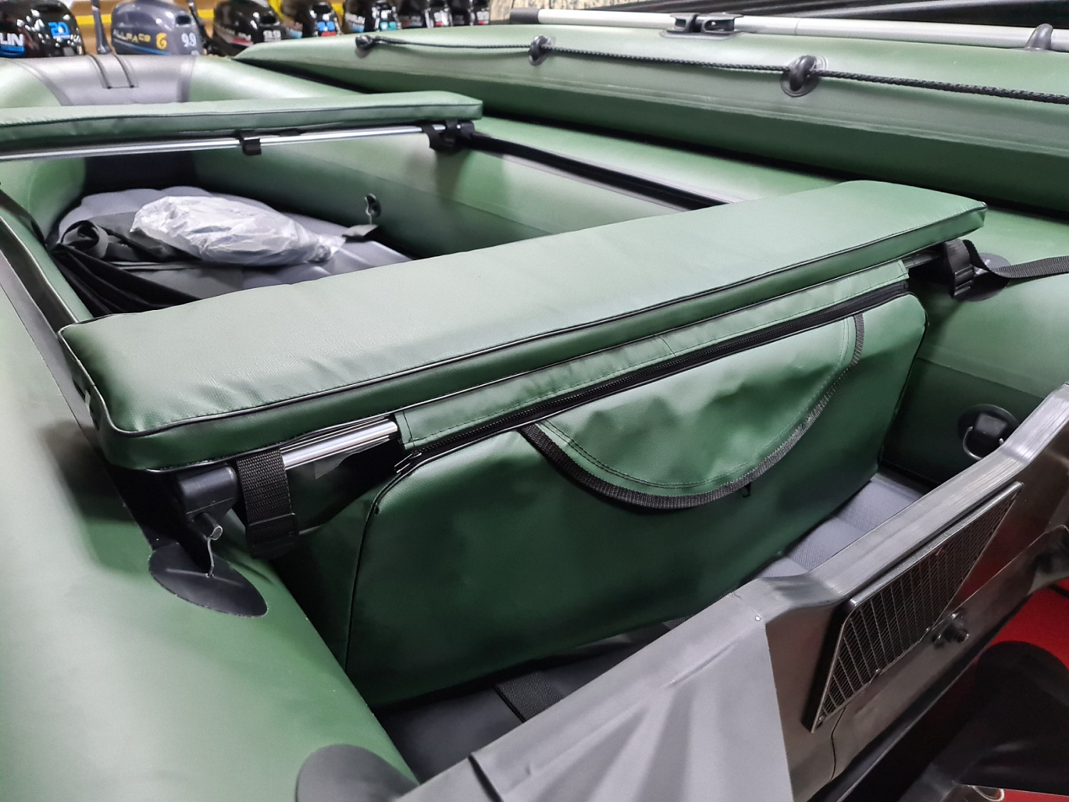 КОМПЛЕКТ МЯГКИХ НАКЛАДОК С СУМКОЙ ДЛЯ ЛОДОК 90Х20 ЗЕЛЕНЫЙ в Ессентуках