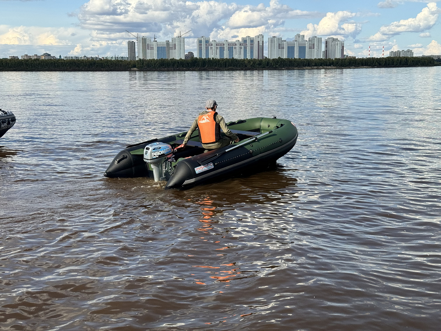 Лодка MISHIMO BIG FLOOR 380 в Ессентуках