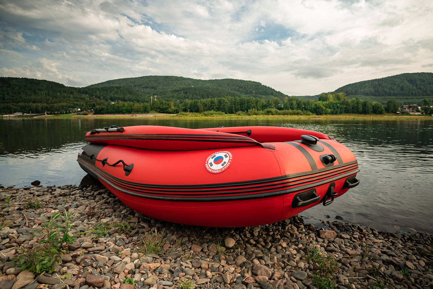 Лодка MISHIMO RIVER FJET PRO 430  под водомет в Ессентуках