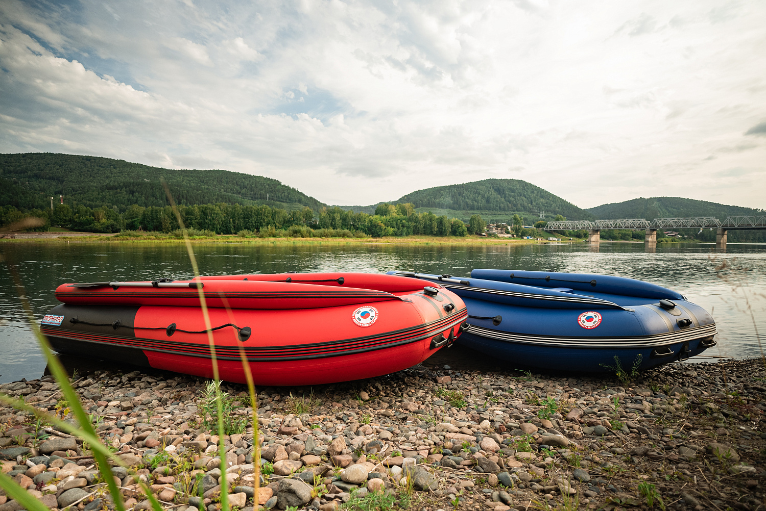 Лодка MISHIMO RIVER FJET PRO 430  под водомет в Ессентуках