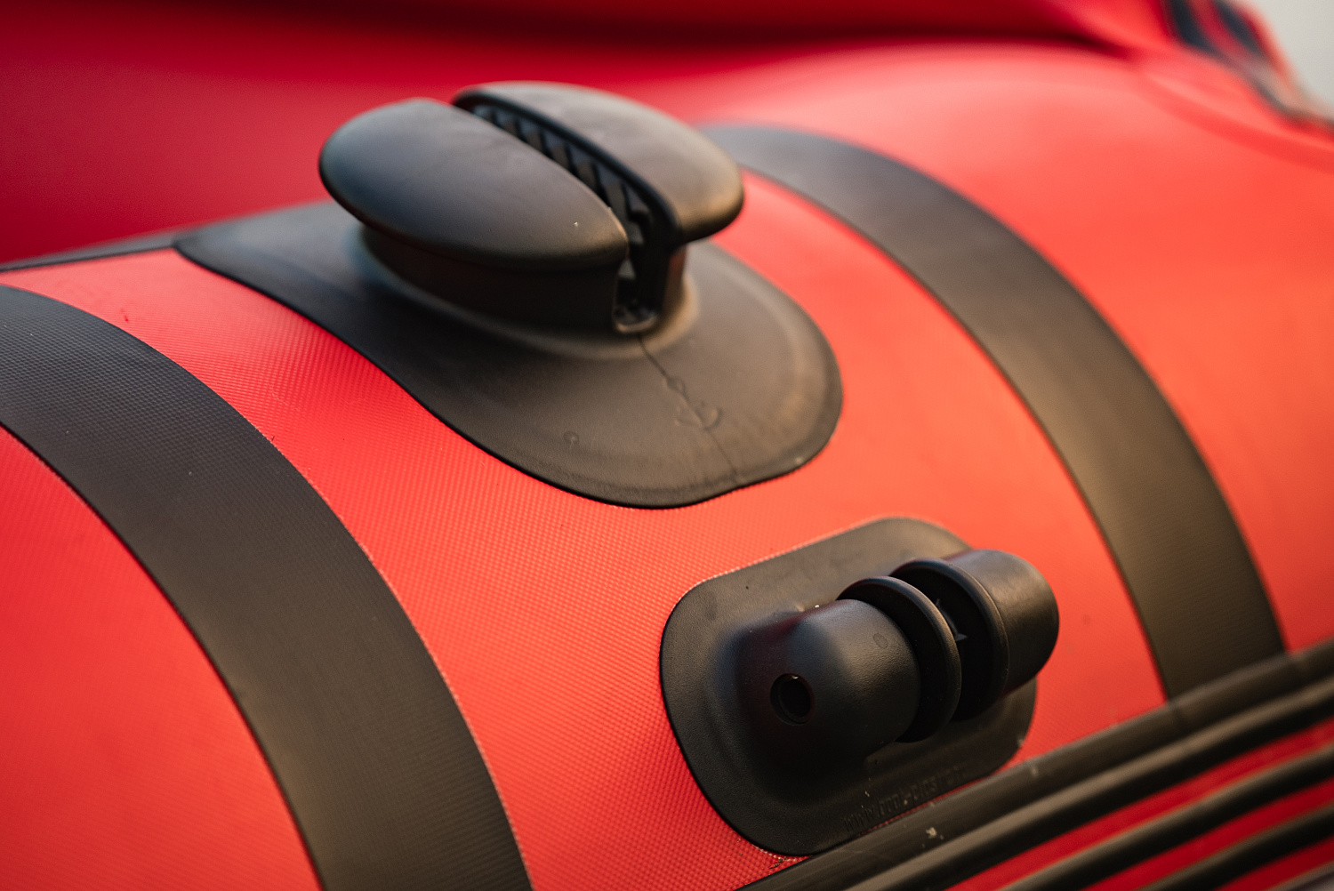 Лодка MISHIMO RIVER FJET PRO 430  под водомет в Ессентуках