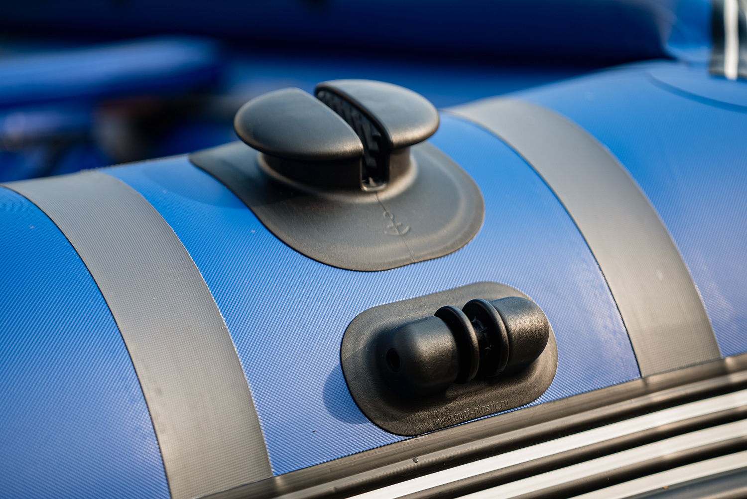 Лодка MISHIMO RIVER FJET PRO 430  под водомет в Ессентуках