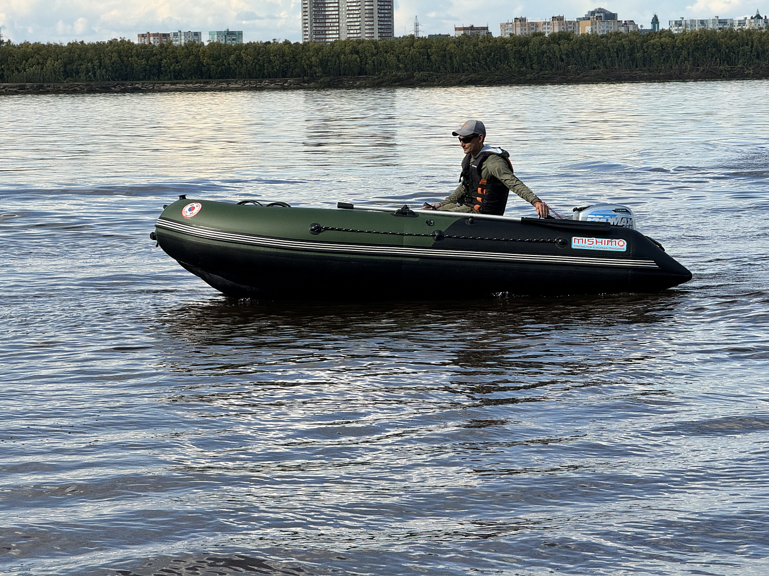 Лодка MISHIMO BIG FLOOR 380 в Ессентуках