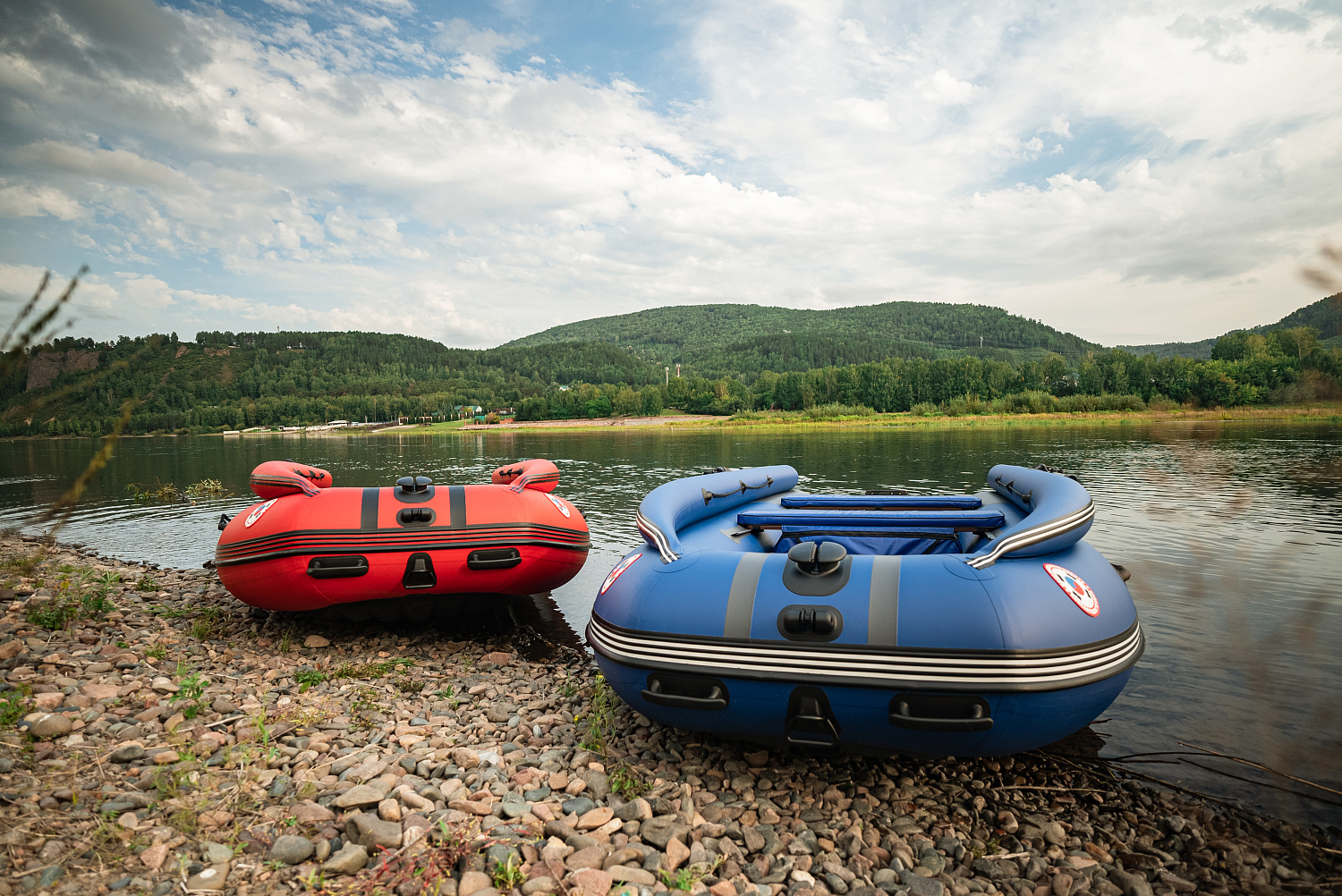 Лодка MISHIMO RIVER FJET PRO 430  под водомет в Ессентуках